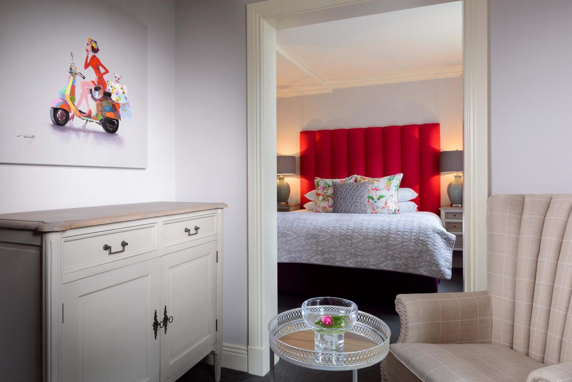 Luxury Alder Room,1611050938:JPEG