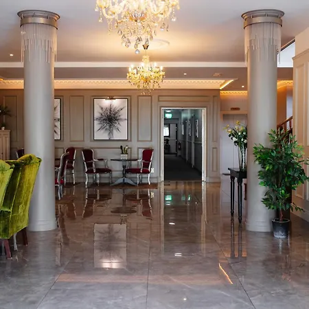 Brook Lodge Boutique Hotel-2